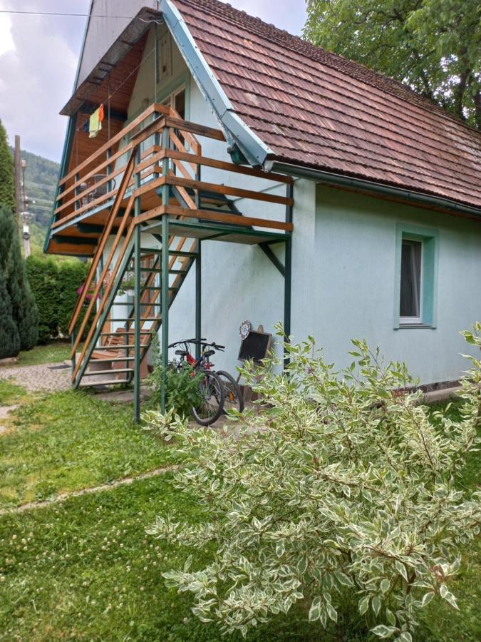 Zelena Sadyba Bila Stavka Yaremche Luaran gambar